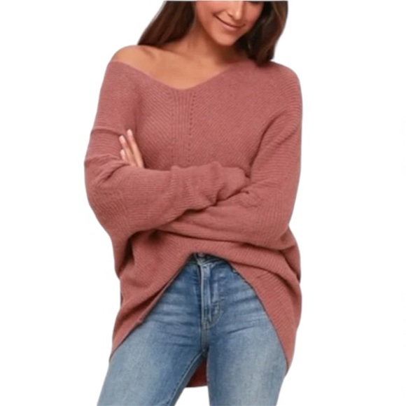 Lulu's Dusty Rose Off-the-Shoulder Sweater - Picture 4 of 9